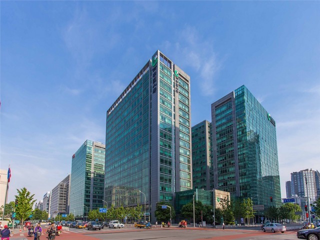 冲孔铝幕墙设备